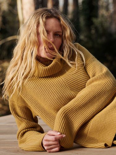 Merino wool sweater with wide turtleneck - REPEAT cashmere - Modalova