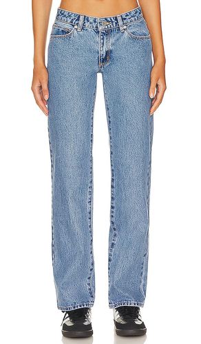 JEANS MIT NIEDRIGEM BUND UND GERADEM BEIN in -. Size 25, 26, 27, 28, 29, 30 - Abrand - Modalova