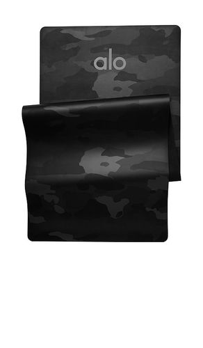 Alo Warrior Mat in Black - alo - Modalova