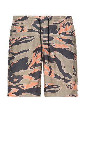 Solar Camo Swim Short in . Taglia M, S - ALLSAINTS - Modalova