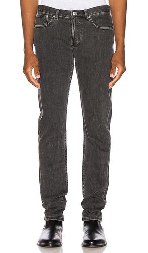 Petite standard straight leg jeans en color talla 30 en - Gray. Talla 30 (también en 31, 32, 33, 34, 36) - A.P.C. - Modalova