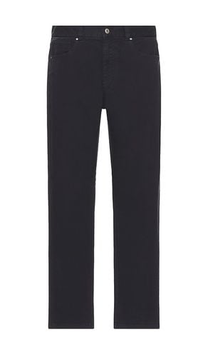 Washed Stretch Twill Regular Fit Trouser in . Taglia 32, 36 - Barbour - Modalova