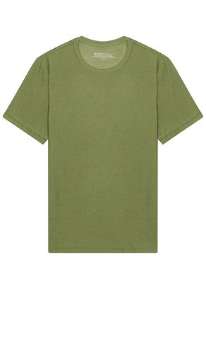 Camiseta en color verde talla L en - Green. Talla L (también en M, S, XL/1X) - Beyond Yoga - Modalova