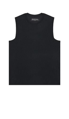 Featherweight Freeflo Muscle Tank in . Size M, S, XL/1X - Beyond Yoga - Modalova