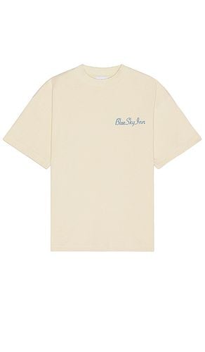 Camiseta en color talla L en - Cream. Talla L (también en M, S) - Blue Sky Inn - Modalova