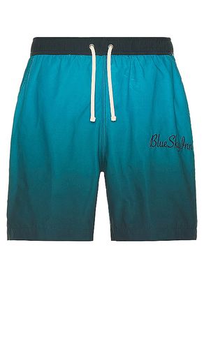 Gradient swim trunk en color talla M en - Blue. Talla M (también en S, XL/1X) - Blue Sky Inn - Modalova