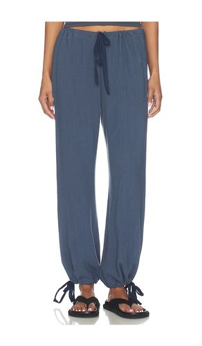 The Bridget Pant in . Size L. Also in M, S, XS - Bella Venice - Modalova