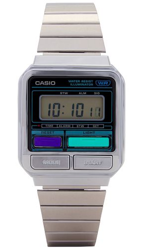 Casio UHR in Metallic Silver - Casio - Modalova