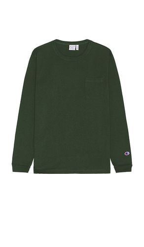 USA Long Sleeve Pocket Tee in . Taglia M, S, XL/1X - Champion - Modalova