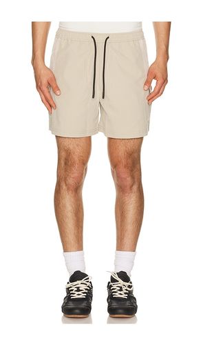 The Ripstop Cargo Short in . Size M. Also in L - Devereux Golf - Modalova