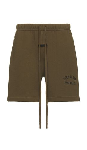 Fleece soccer short en color militar talla L en - Army. Talla L (también en M, S, XL, XS, XX - Fear of God ESSENTIALS - Modalova