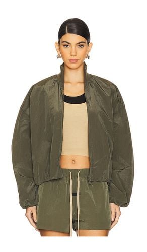 Chaqueta en color verde talla L en - Green. Talla L (también en M, S, XS) - Fear of God ESSENTIALS - Modalova