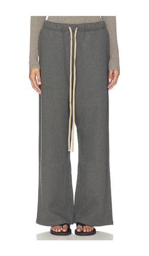 Lounge Sweatpant in . Size S. Also in XS - Fear of God ESSENTIALS - Modalova