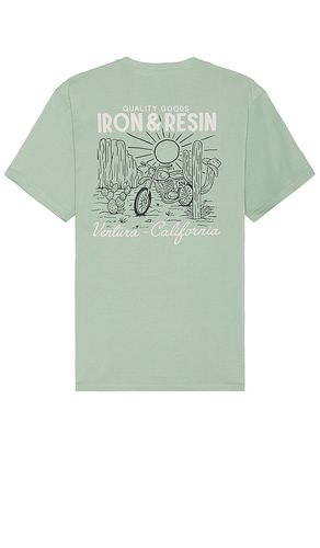 Camiseta en color talla L en - Green. Talla L (también en M, S, XL/1X) - Iron & Resin - Modalova