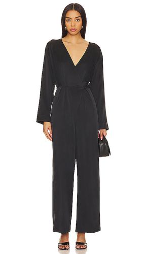 Silk long sleeve jumpsuit en color negro talla L en - Black. Talla L (también en S, XL, XS) - LUNYA - Modalova