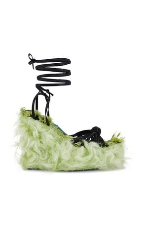 Sculpted Wedge Faux Fur Plush Knotted Sandals in . Size 37, 38, 39, 40 - Masha Popova - Modalova