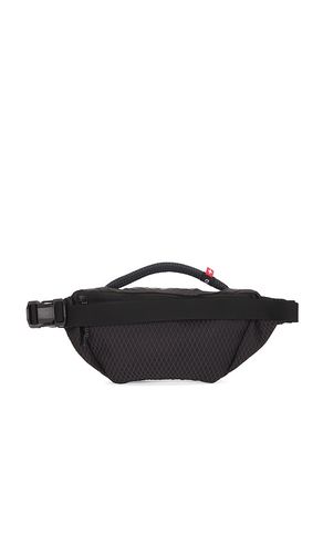 On Waist Pack 2L Lite in Black - On - Modalova
