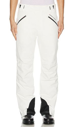 Chamonix Pant in . Taglia S, XL - Perfect Moment - Modalova