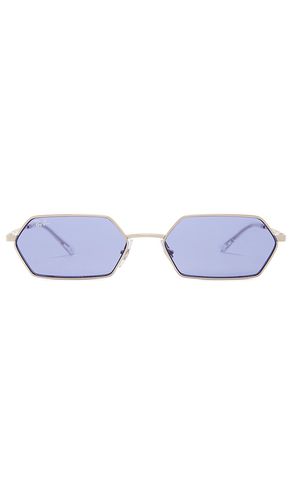 Ray-Ban Yevi Sunglasses in Blue - Ray-Ban - Modalova