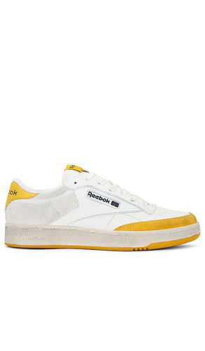 X NGG Club C Sneaker In & Orange in . Size 8, 8.5, 9 - Reebok - Modalova
