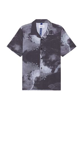 Mountain Short Sleeve Shirt in . Size M, S, XL/1X - Rivvia Projects - Modalova