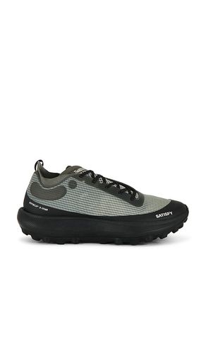 The Rocker Sneaker in . Size 10.5. Also in 11, 11.5, 12, 13, 8.5, 9, 9.5 - Satisfy - Modalova