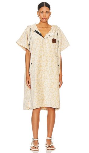 Ginny poncho in color tan size S/M (also in ) - Slowtide - Modalova