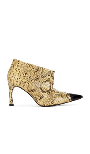 Pointed Toe Boot in . Size 36. Also in 37, 38, 39 - ROTATE - Modalova