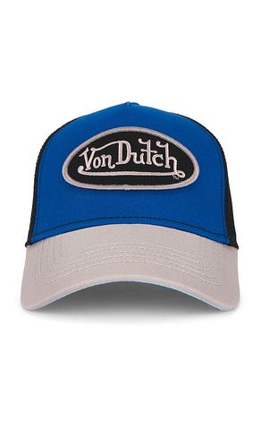 Staple Trucker Hat in - Von Dutch - Modalova
