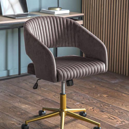 Filsham Swivel Chair Grey Velvet - Gallery Living - Modalova