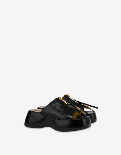 Shiny Calfskin Platform Sandals - Moschino - Modalova