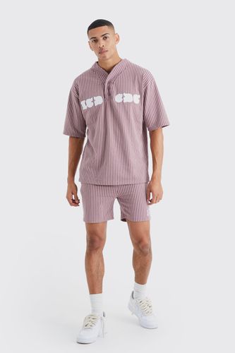 Oversized Pinstripe Baseball Polo & Short Set - - L - boohooMAN - Modalova