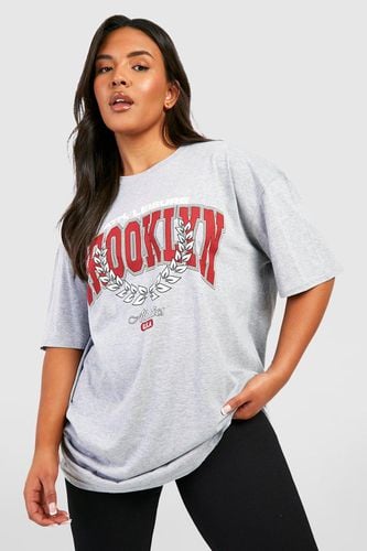 Womens Plus Brooklyn Oversized T-shirt - - 24 - boohoo - Modalova