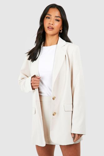 Womens Petite Single Breasted Relaxed Fit Tailored Blazer - - 16 - boohoo - Modalova