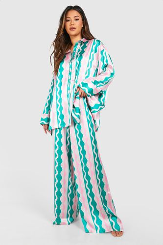 Womens Wavy Print Oversized Pyjama Set - - 10 - boohoo - Modalova