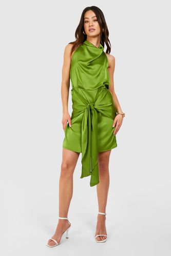 Womens Tall Satin Halterneck Wrap Mini Dress - - 10 - boohoo - Modalova