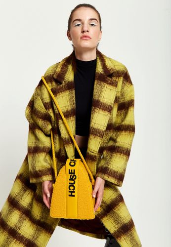 Womens Abstract Shape Cross Body Bag In Teddy Mustard - - One Size - NastyGal UK (+IE) - Modalova