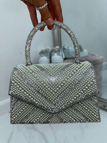 Womens Crystal Pearl Envelope Handbag - - One Size - NastyGal UK (+IE) - Modalova