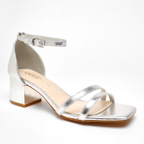 Womens Wide Fit Foil Strappy Low Block Heeled Sandals - - 3 - NastyGal UK (+IE) - Modalova