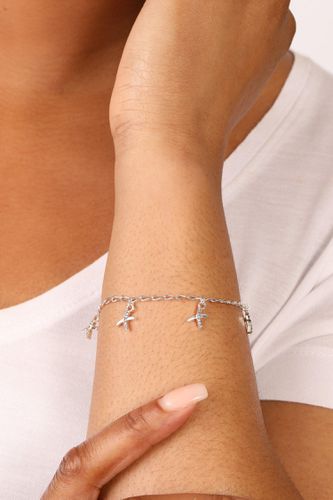 Womens Silver 'Kisses' Charm Delicate Bracelet - - One Size - NastyGal UK (+IE) - Modalova