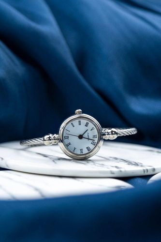 Womens Silver Stainless Steel Roman White Dial Bangle Adjustable Bracelet Watch - - One Size - NastyGal UK (+IE) - Modalova