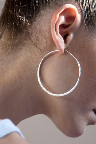 Womens Sterling Silver Hammered Large Hoop Earrings - - One Size - Otis Jaxon London - Modalova
