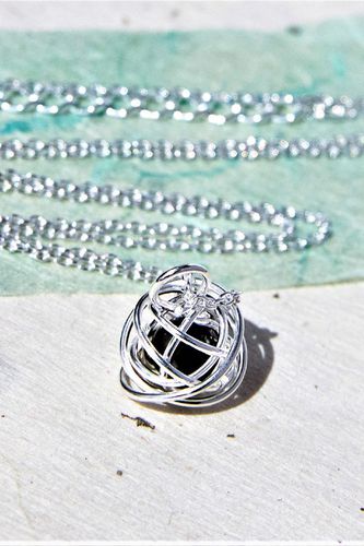 Womens Sterling Silver Caged Black Pearl Necklace - - One Size - Otis Jaxon London - Modalova