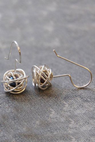 Womens Caged Pearl Sterling Silver Drop Earrings in Black - - One Size - NastyGal UK (+IE) - Modalova