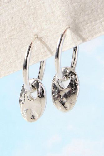 Womens Organic Pebble Sterling Silver Charm Hoop Earrings - - One Size - Otis Jaxon London - Modalova