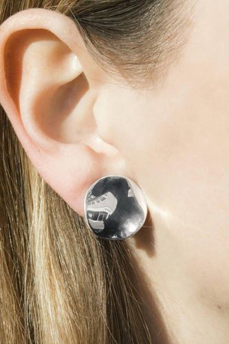Womens Wavy Disc Sterling Silver Clip On Stud Earrings - - One Size - Otis Jaxon London - Modalova