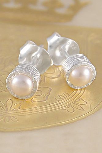 Womens White Pearl June Birthstone Sterling Silver Stud Earrings - - One Size - NastyGal UK (+IE) - Modalova