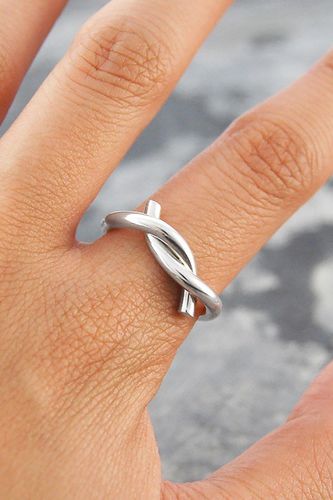 Womens Twist Sterling Silver Promise Ring - - M - NastyGal UK (+IE) - Modalova