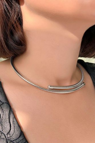 Womens Spiral Sprung Silver Plated Choker Necklace - - One Size - NastyGal UK (+IE) - Modalova