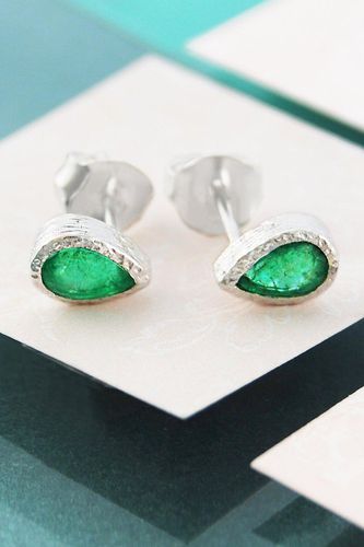 Womens Emerald May Birthstone Sterling Silver Teardrop Stud Earrings - - One Size - NastyGal UK (+IE) - Modalova